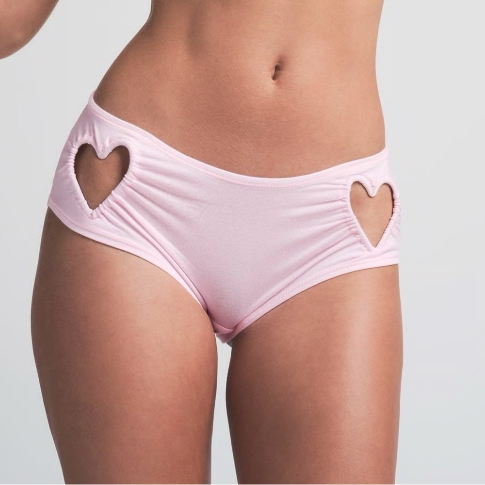 SKIMS Cotton Jersey Pink Heart Cutout Boyshort Sz Medium